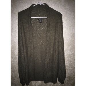 Green oversize cardigan 😍